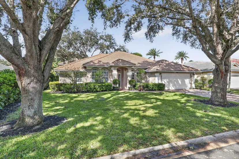 483 OTTER Lane N, Jupiter