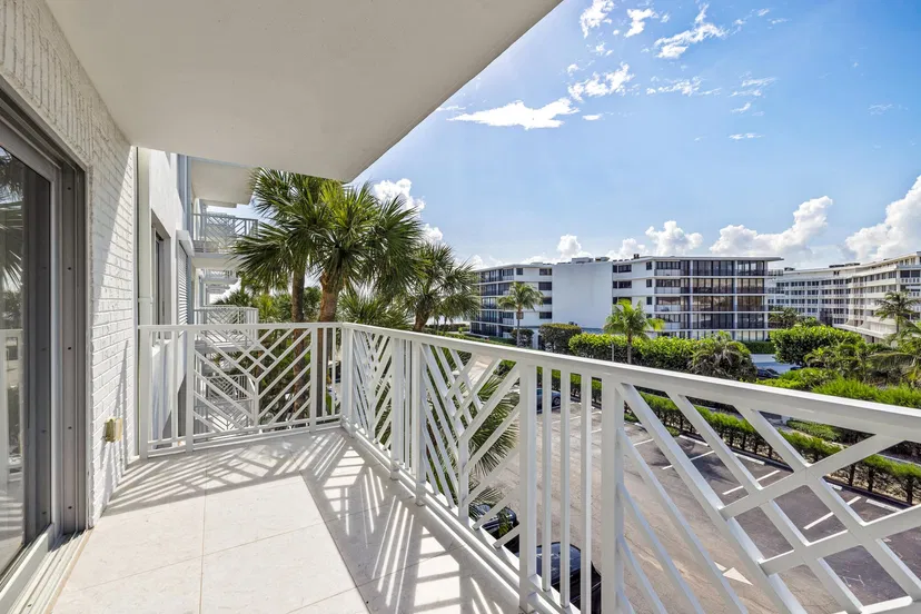 170 N OCEAN Boulevard #411 — photo 2