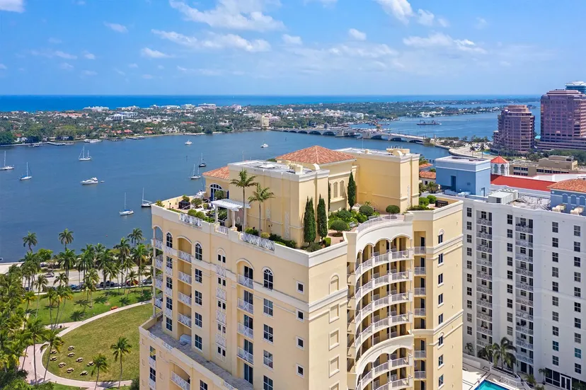 Sold Jan 2021 · 201 S Narcissus Avenue 703, West Palm Beach