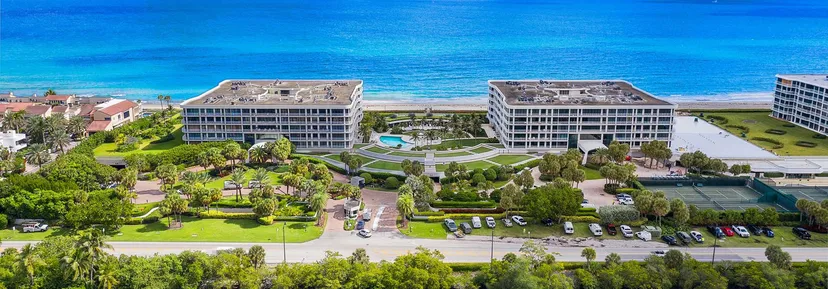 Sloan's Curve Palm Beach — Palm Beach