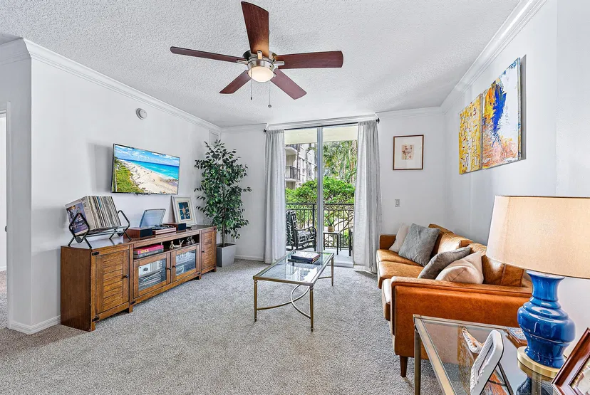 Sold Nov 2023 · 600 S Dixie Highway 630, West Palm Beach