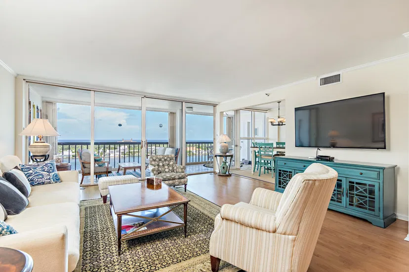 Sold Sep 2023 · 400 N Flagler Drive 2203, West Palm Beach