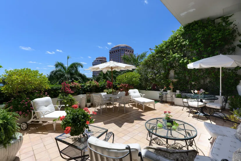 Sold Sep 2023 · 529 S Flagler Drive Th4g, West Palm Beach