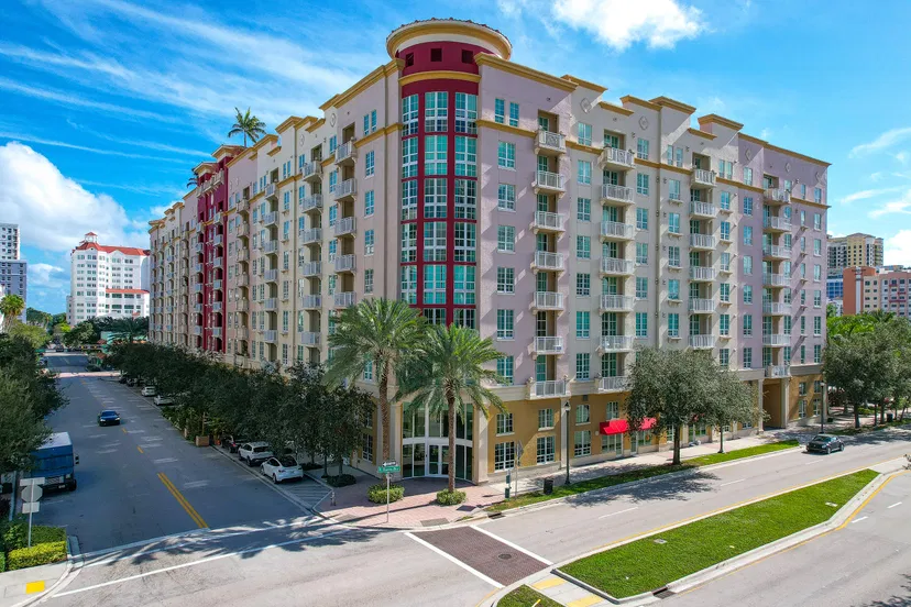 Sold Jan 2023 · 410 Evernia Street 628, West Palm Beach