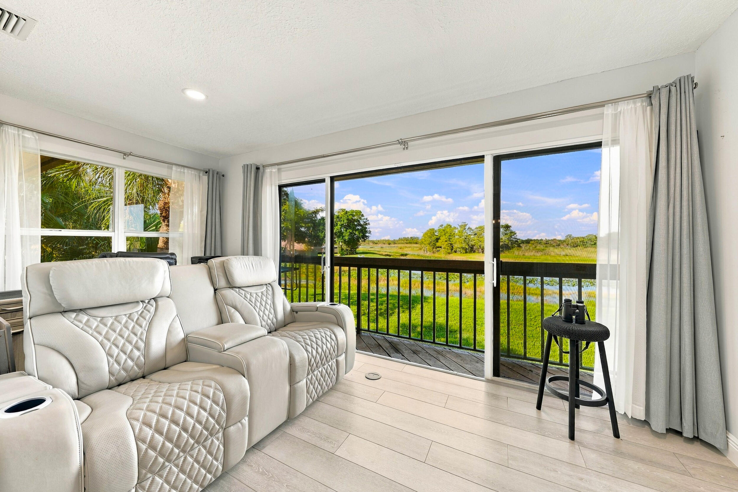 PGA National Palm Beach Gardens Unit 202